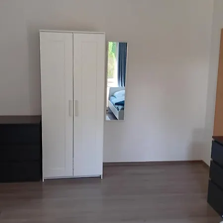 Apartament Crew Quartier Serviced *